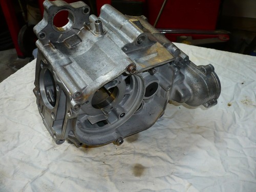Carter bas moteur crankcase - carter,